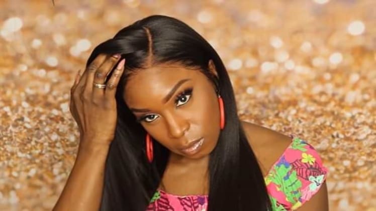 Why Are Glueless Wigs Better Than One That Requires Glue?