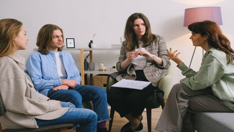 4 Sure Signs That Tell You To See A Psychiatrist