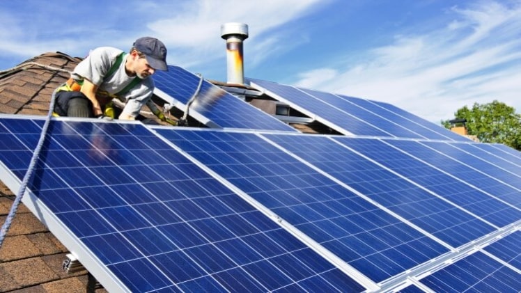Quality Features of Solar Batteries That Makes Them Worthy