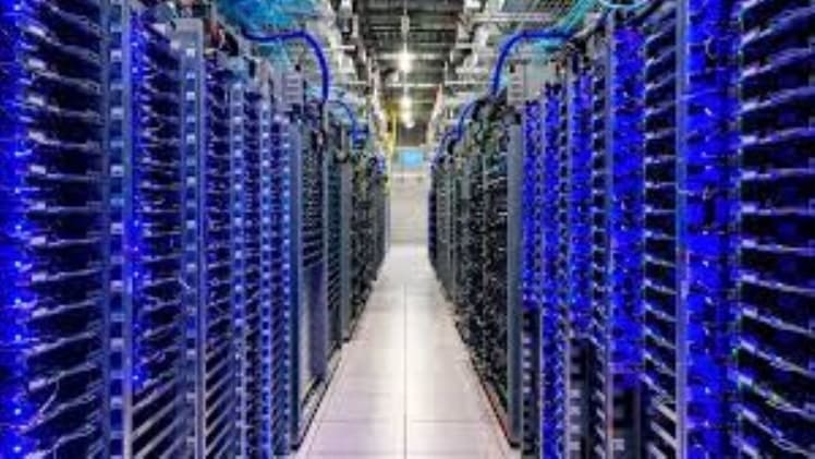 What Exactly Is Data Center Management?