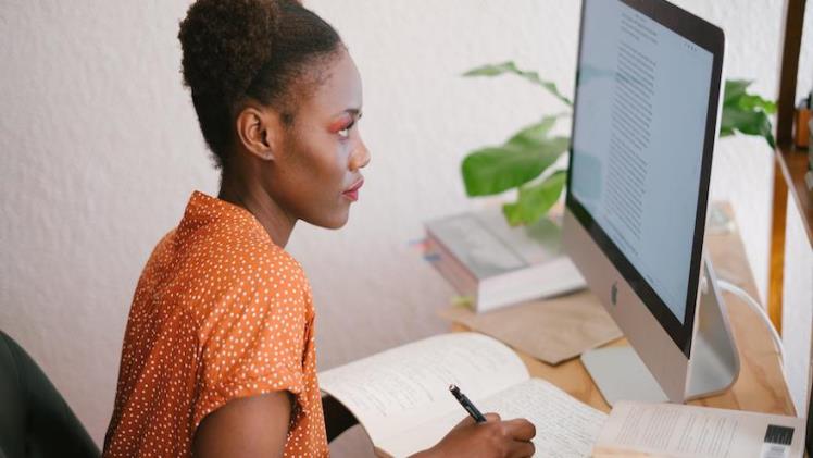 5 Tips to reduce stress while studying