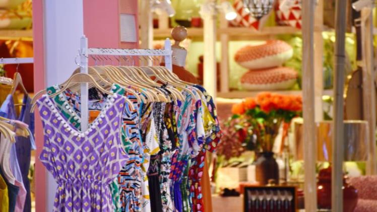 8 Benefits of Renting a Costume