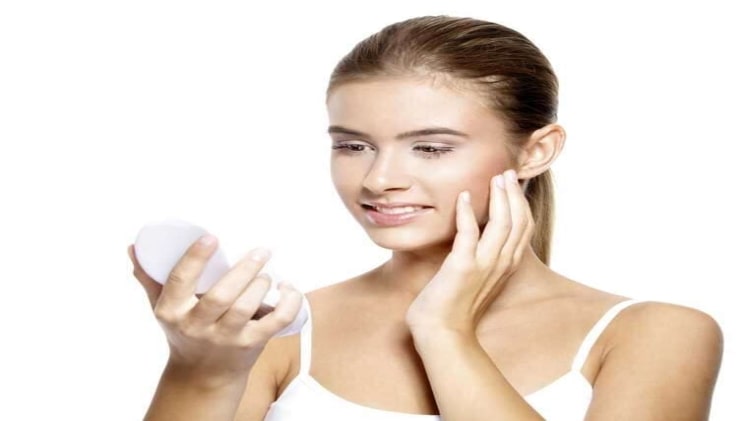 Drinking Collagen Powder Nourish the skin to be clear and wrinkle free.