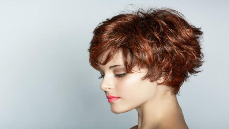 How To Style Short Wig