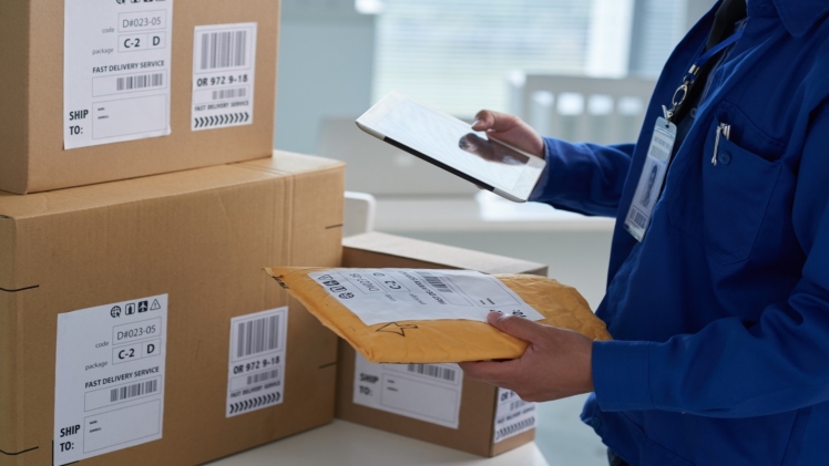 How to Ship Packages from Point A to B with the Best Method