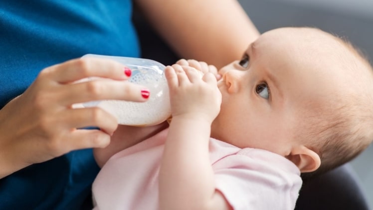 Looking For the Best Baby Formula? Here’s What You Need to Know
