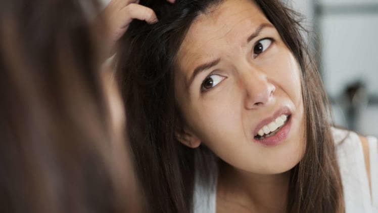 How to Deal with Head Lice at Home Using Home Remedies