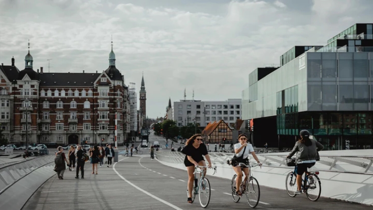 Modern Techniques Applied on Hovsco Ebikes