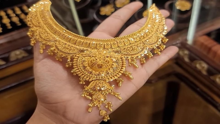 Exploring the rising jewellery designers in India and their famous brands-