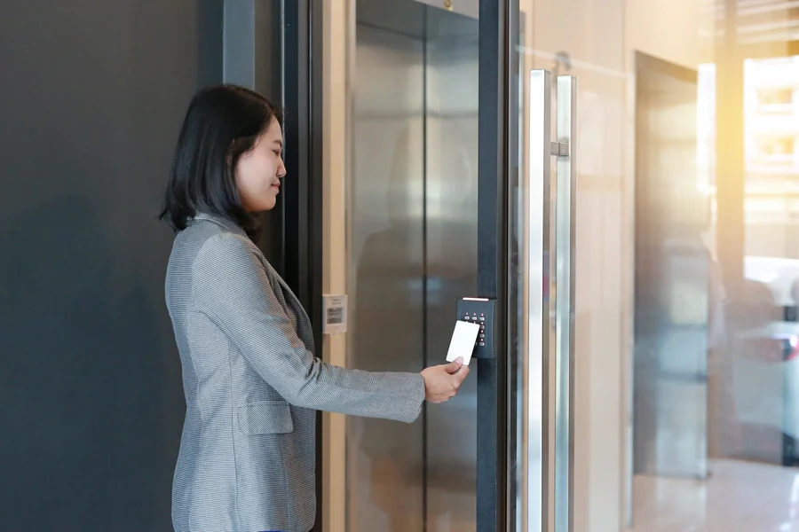 Security Proximity Cards: Modernizing Access Control for Safer Spaces Security Proximity Cards